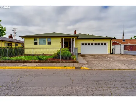 1406 Carter Lane Springfield OR 97477