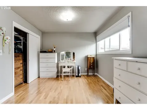 1406 Carter Lane Springfield OR 97477