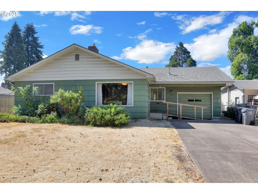 1331 G Street Springfield OR 97477