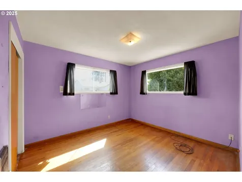 1331 G Street Springfield OR 97477