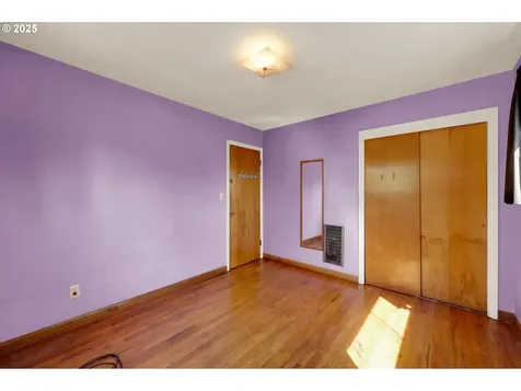 1331 G Street Springfield OR 97477