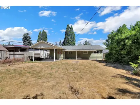1331 G Street Springfield OR 97477