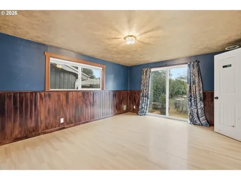 11320 NE Morris Street Portland OR 97220