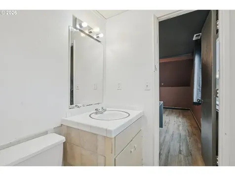 11320 NE Morris Street Portland OR 97220