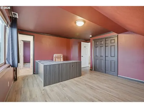 11320 NE Morris Street Portland OR 97220