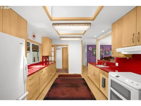 269 N Lamonti Drive Otis OR 97368