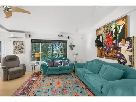 269 N Lamonti Drive Otis OR 97368