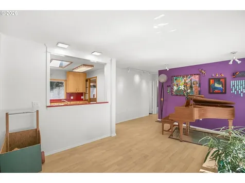 269 N Lamonti Drive Otis OR 97368