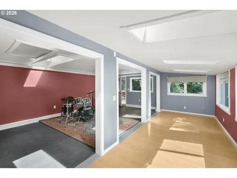 269 N Lamonti Drive Otis OR 97368