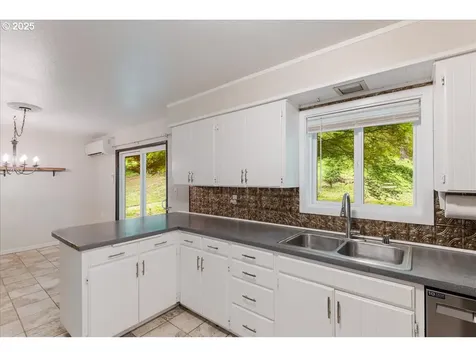 5713 Lewis River Road Ariel WA 98603