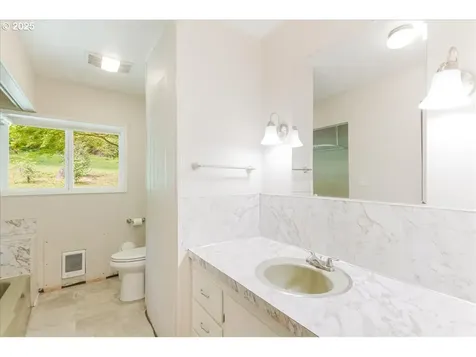 5713 Lewis River Road Ariel WA 98603