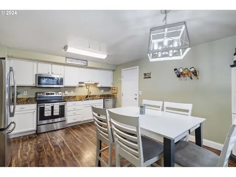 12909 NE 44th Street Vancouver WA 98682