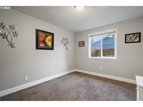 12909 NE 44th Street Vancouver WA 98682