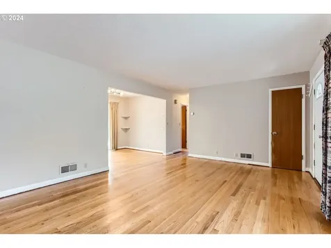 13180 SW Watkins Avenue Portland OR 97223