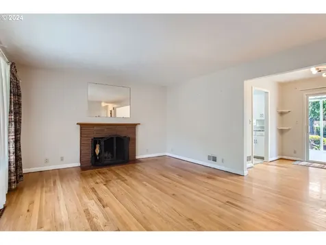 13180 SW Watkins Avenue Portland OR 97223