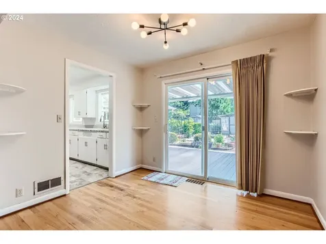 13180 SW Watkins Avenue Portland OR 97223
