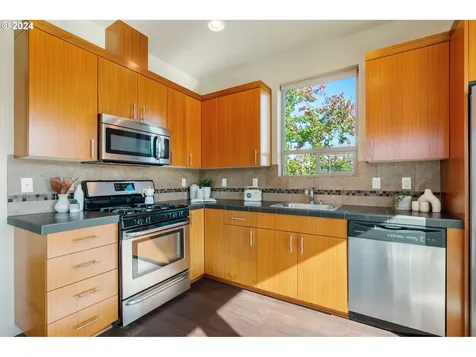 301 NE Sumner Street Portland OR 97211