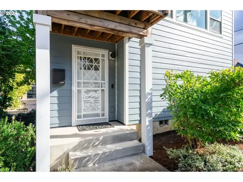 301 NE Sumner Street Portland OR 97211
