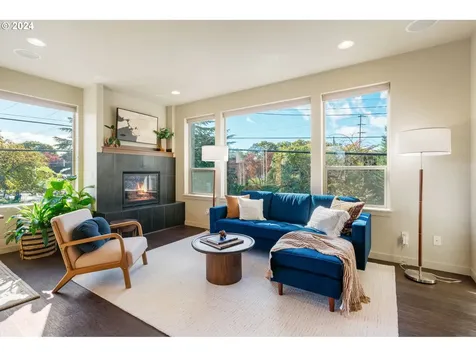 301 NE Sumner Street Portland OR 97211