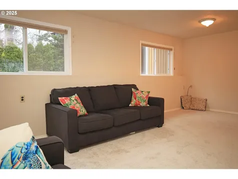3600 SE Pelton Avenue Troutdale OR 97060
