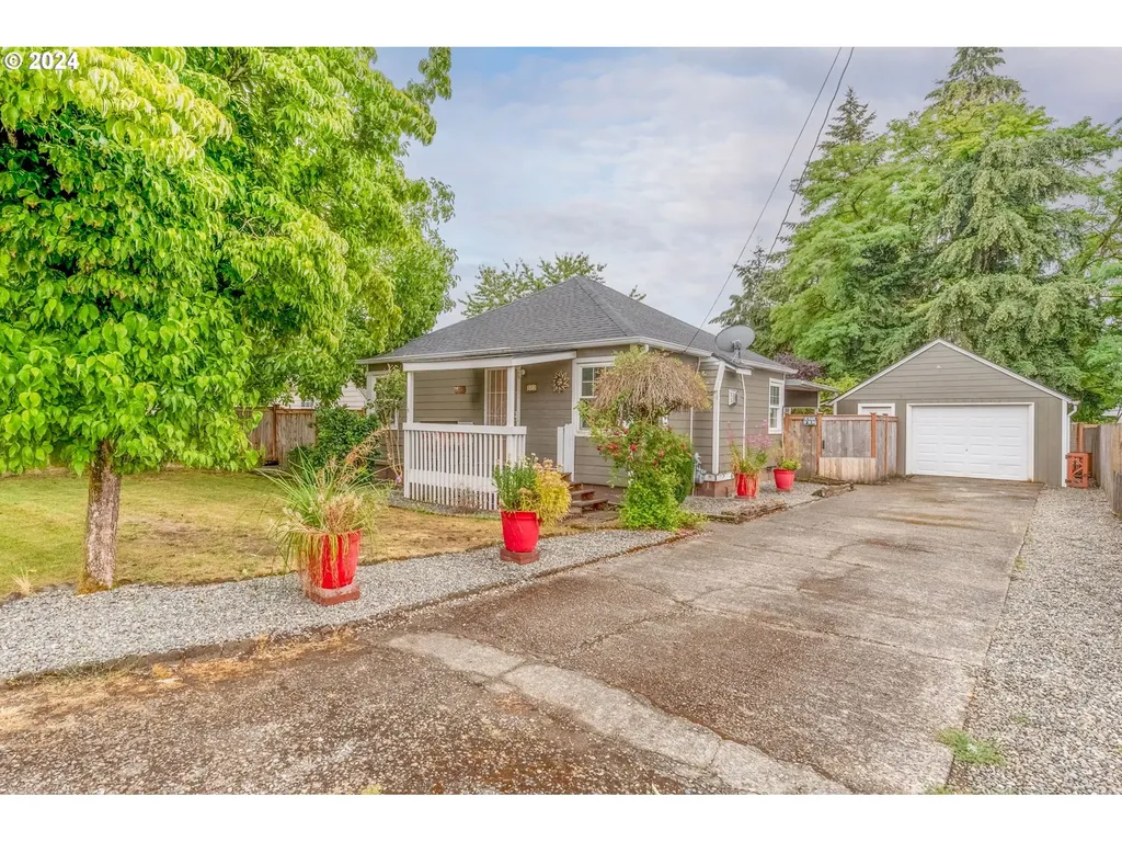 302 Linda Lane Centralia WA 98531