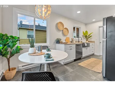7819 N Mckenna Avenue Portland OR 97203