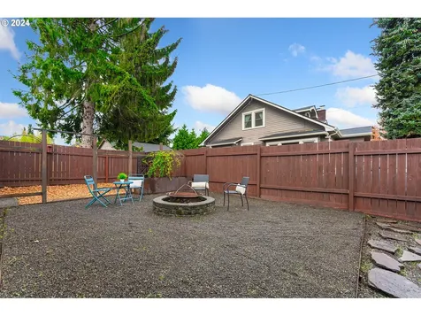 7819 N Mckenna Avenue Portland OR 97203