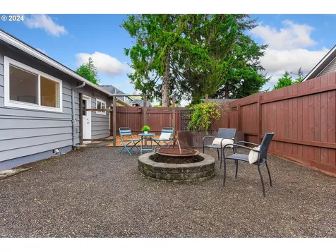 7819 N Mckenna Avenue Portland OR 97203