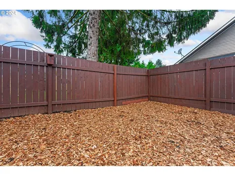7819 N Mckenna Avenue Portland OR 97203