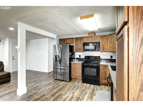 1403 Madrona Lane Forest Grove OR 97116