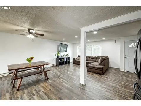 1403 Madrona Lane Forest Grove OR 97116