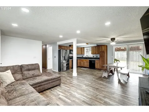 1403 Madrona Lane Forest Grove OR 97116