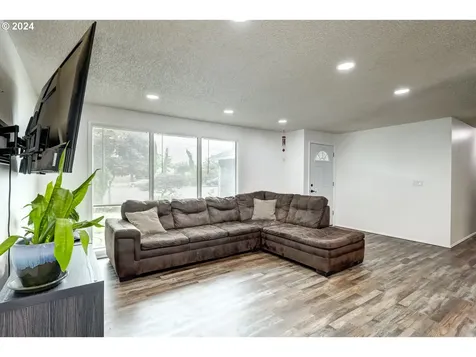 1403 Madrona Lane Forest Grove OR 97116