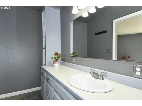 13187 Sw 64th Avenue Portland OR 97219