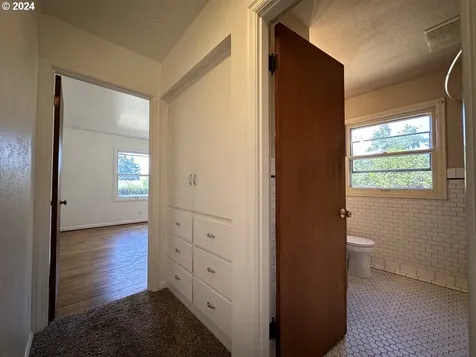 8900 Beacon Avenue Vancouver WA 98664