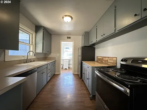8900 Beacon Avenue Vancouver WA 98664