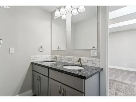 14344 Holly Crest Lane Oregon City OR 97045