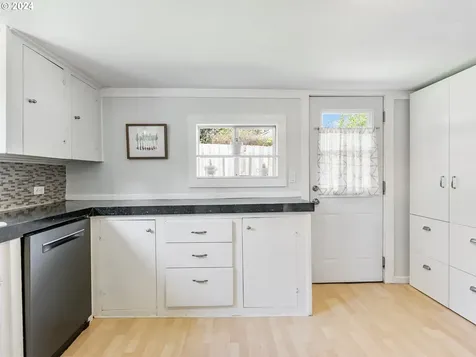 9241 Sw View Point Terrace Portland OR 97219