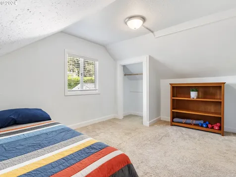 9241 Sw View Point Terrace Portland OR 97219