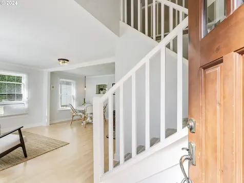 9241 Sw View Point Terrace Portland OR 97219