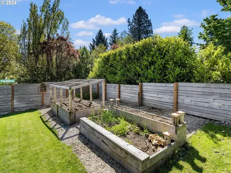 9241 Sw View Point Terrace Portland OR 97219