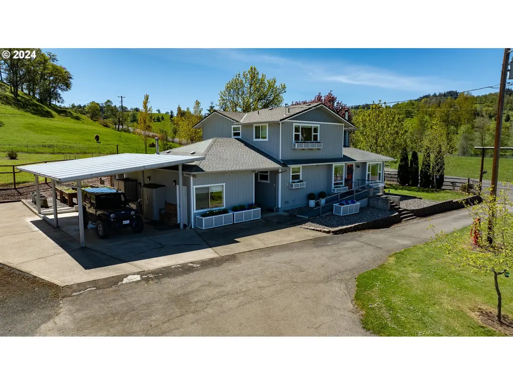 9373 Roberts Creek Road Roseburg OR 97470