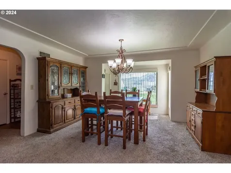 1733 Winston Section Road Winston OR 97496