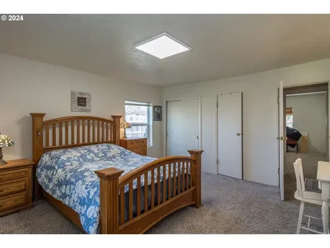 1733 Winston Section Road Winston OR 97496