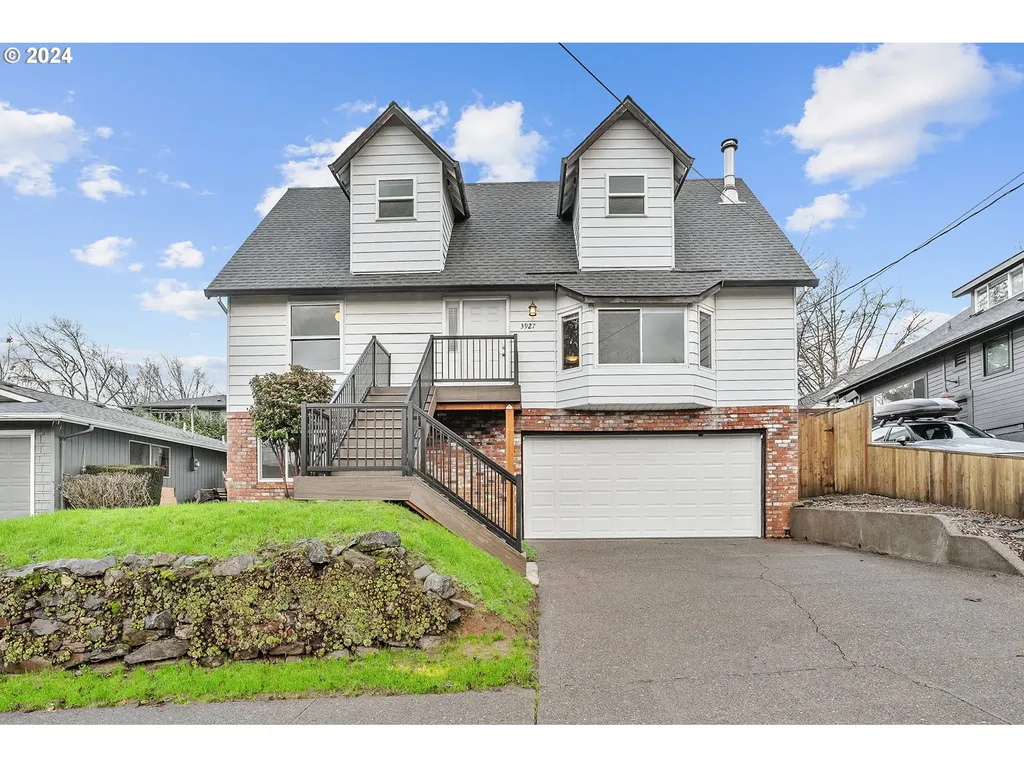 3927 SE Rural Street Portland OR 97202