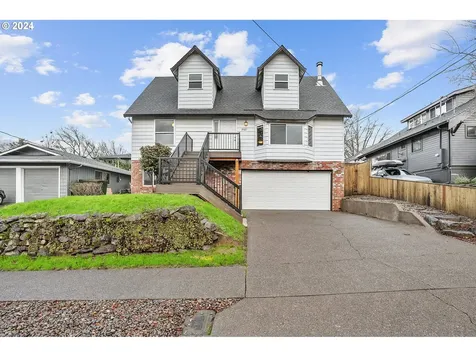3927 SE Rural Street Portland OR 97202