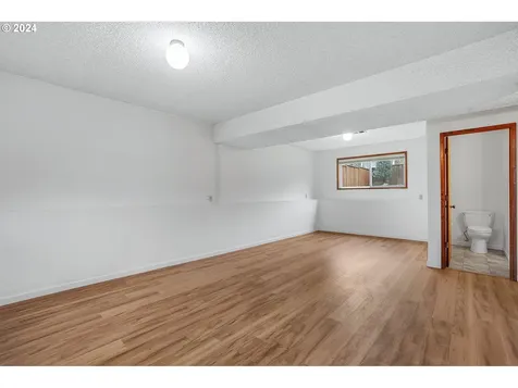 3927 SE Rural Street Portland OR 97202