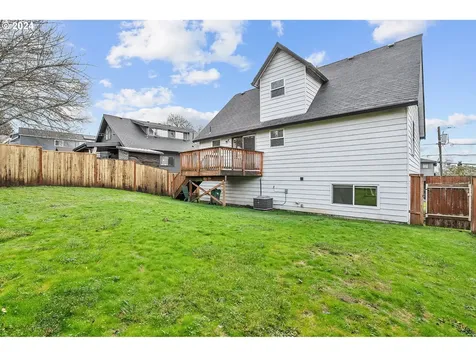 3927 SE Rural Street Portland OR 97202