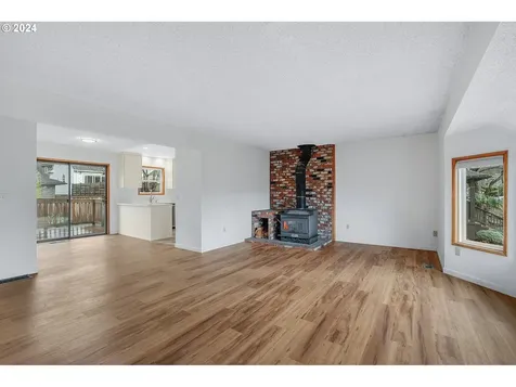 3927 SE Rural Street Portland OR 97202