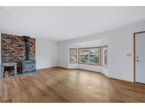 3927 SE Rural Street Portland OR 97202